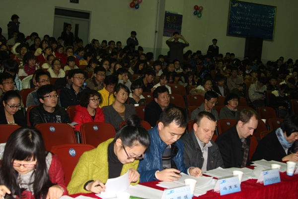 E:瀹d紶2014骞翠笂缃戞柊闂籠201412鏂伴椈鑻辫鍙h澶ц禌鏂伴椈绋縗xueyuanjubandisanjieyingyukouyudasai2.JPG E:瀹d紶2014骞翠笂缃戞柊闂籠201412鏂伴椈鑻辫鍙h澶ц禌鏂伴椈绋縗xueyuanjubandisanjieyingyukouyudasai2.JPG