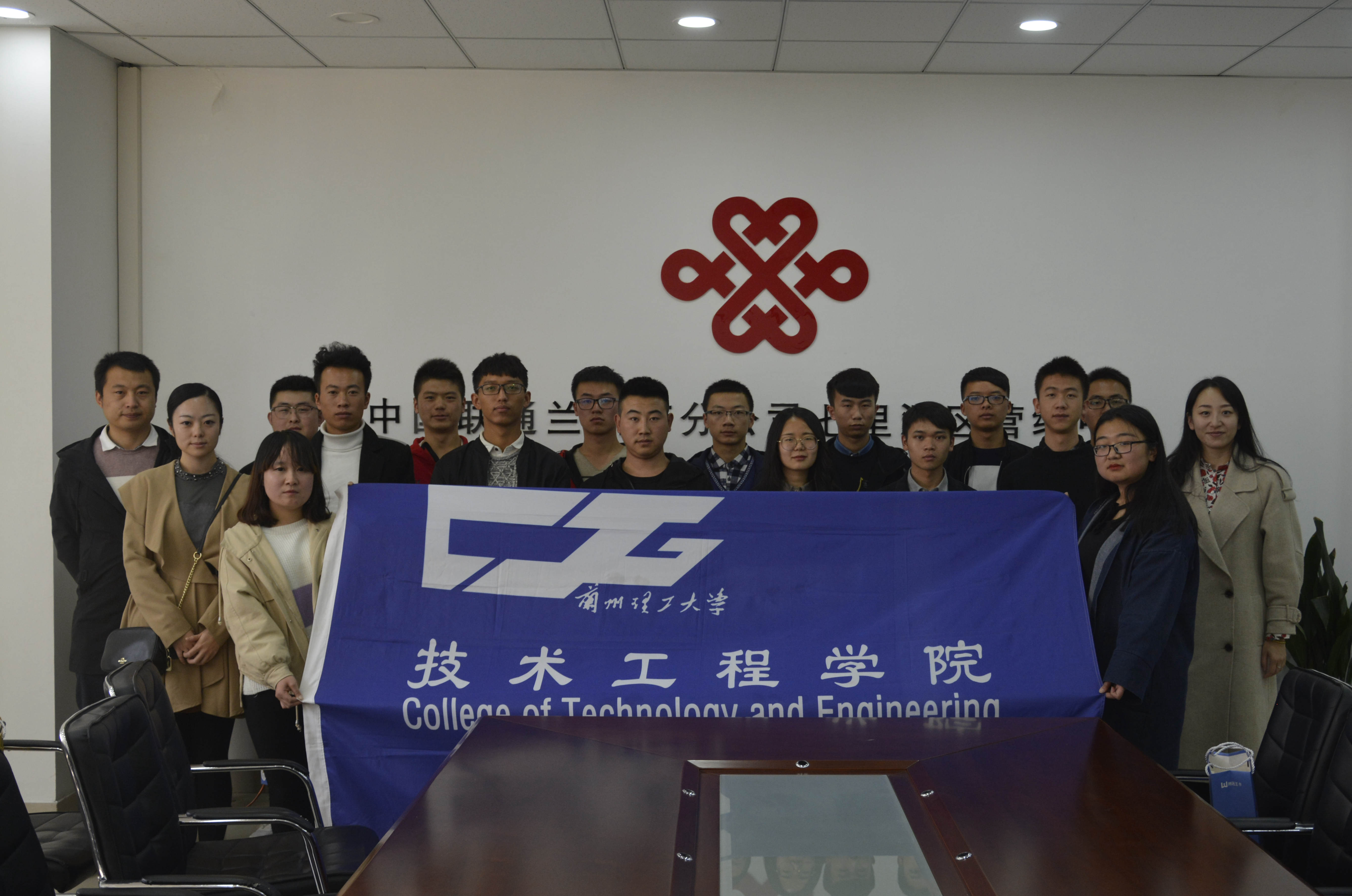 微信图片_20181029220405.jpg 微信图片_20181029220405.jpg