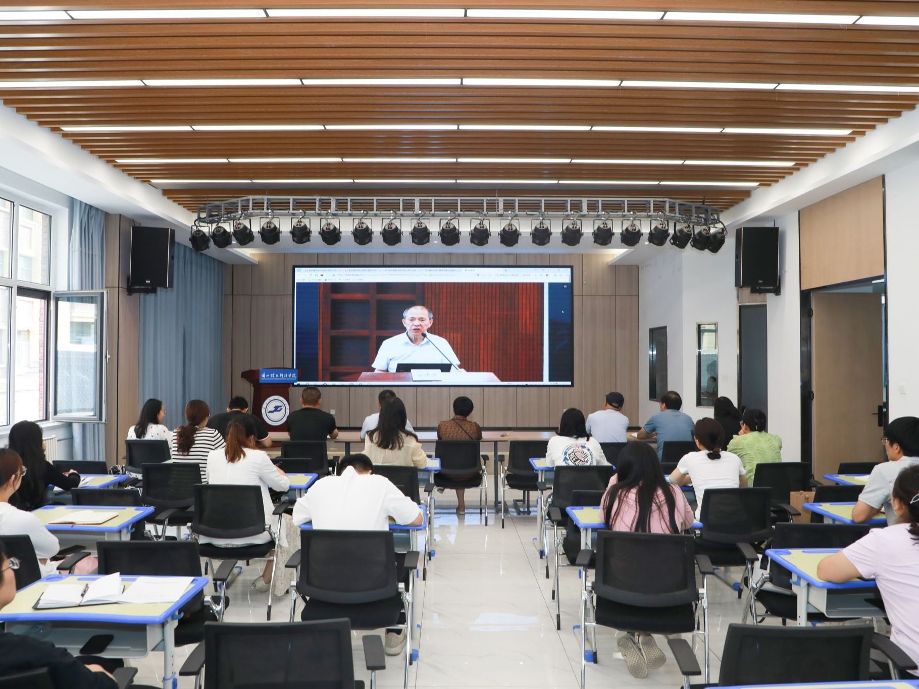 兰州信息科技学院全体辅导员集中参加教育部全国高校辅导员提升政治能力培训班