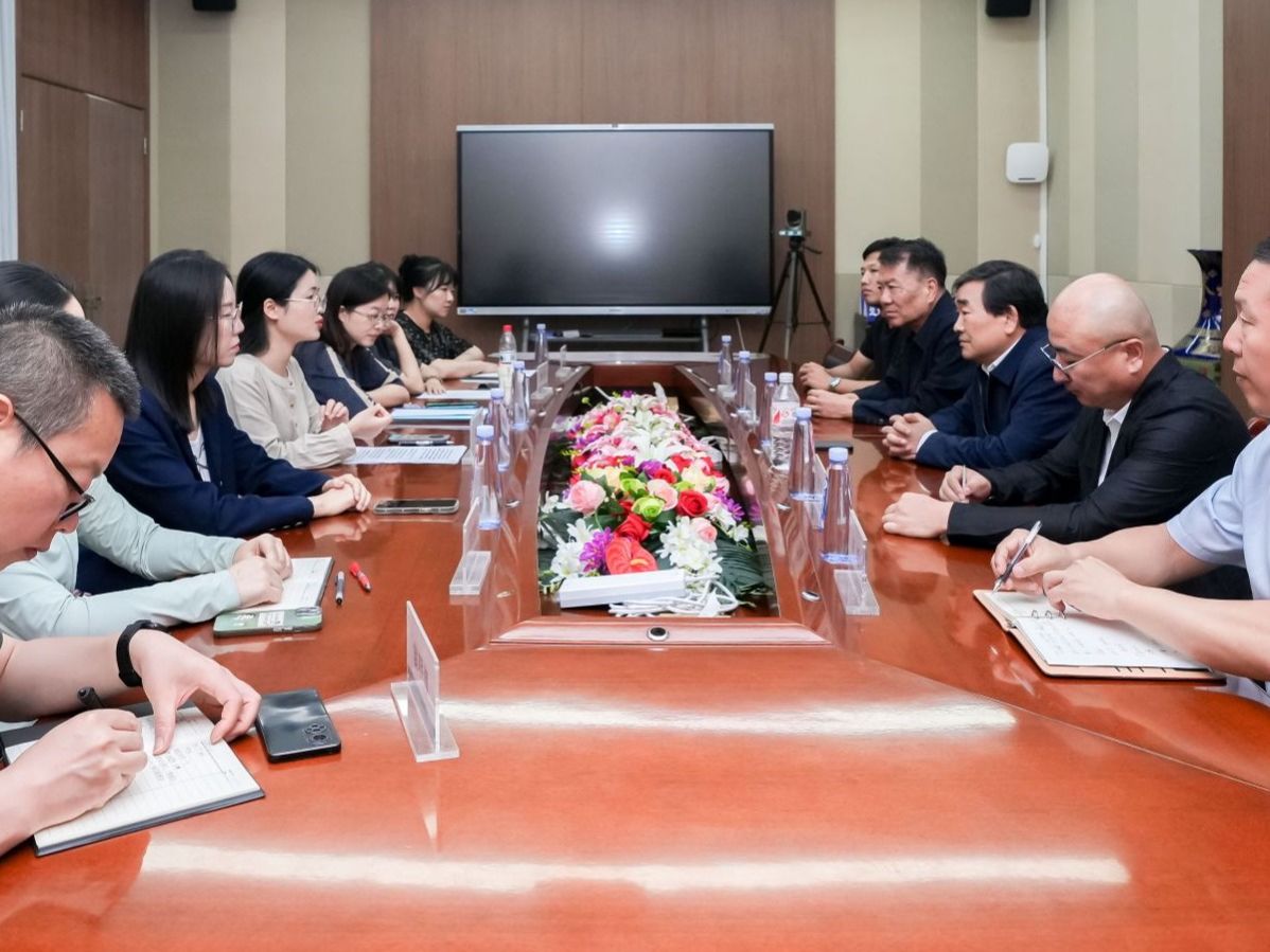 兰州信息科技学院与甘肃省物流行业协会深化交流，携手共谱合作新篇