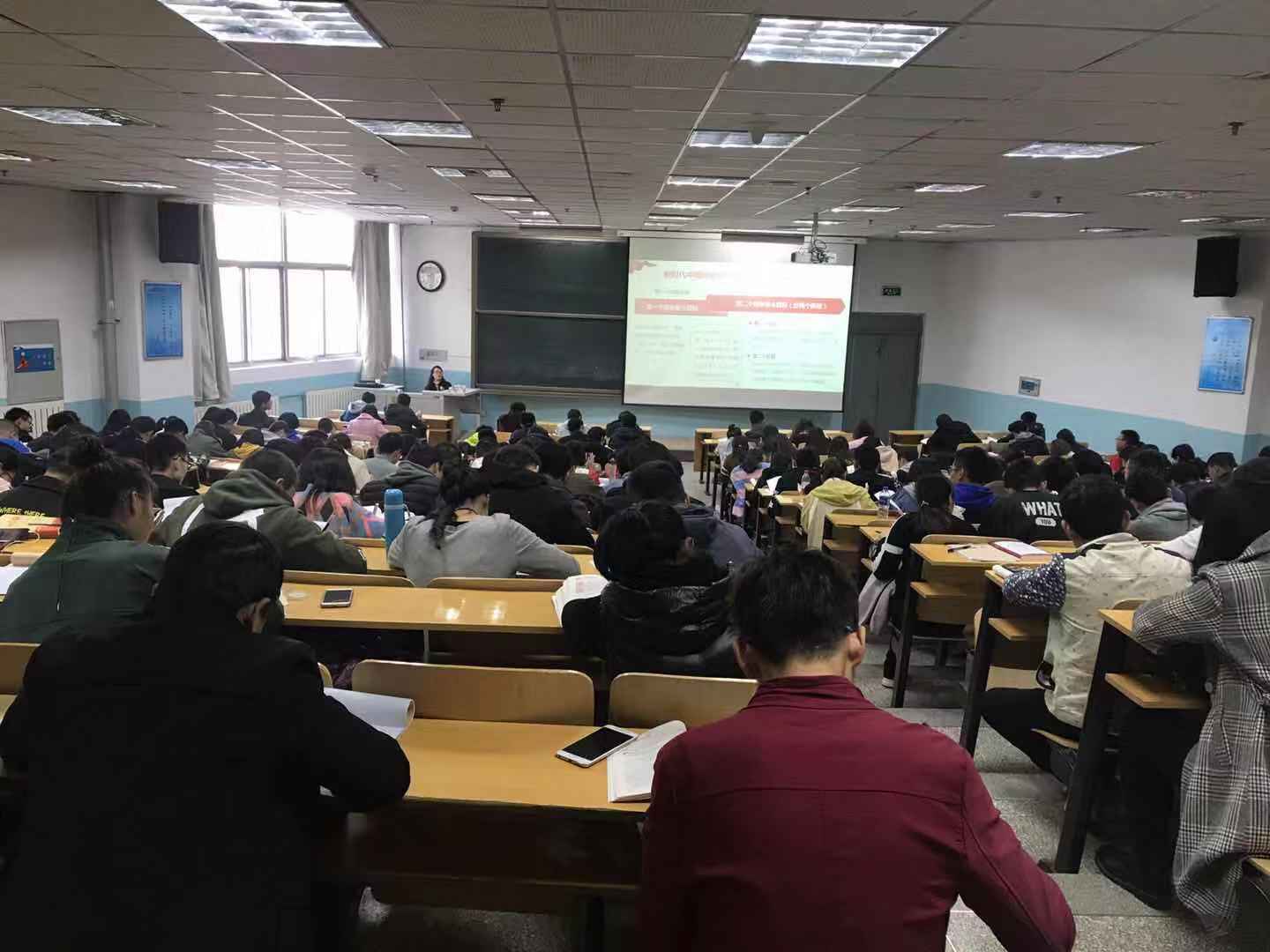 微信图片_20181101205635.jpg 微信图片_20181101205635.jpg