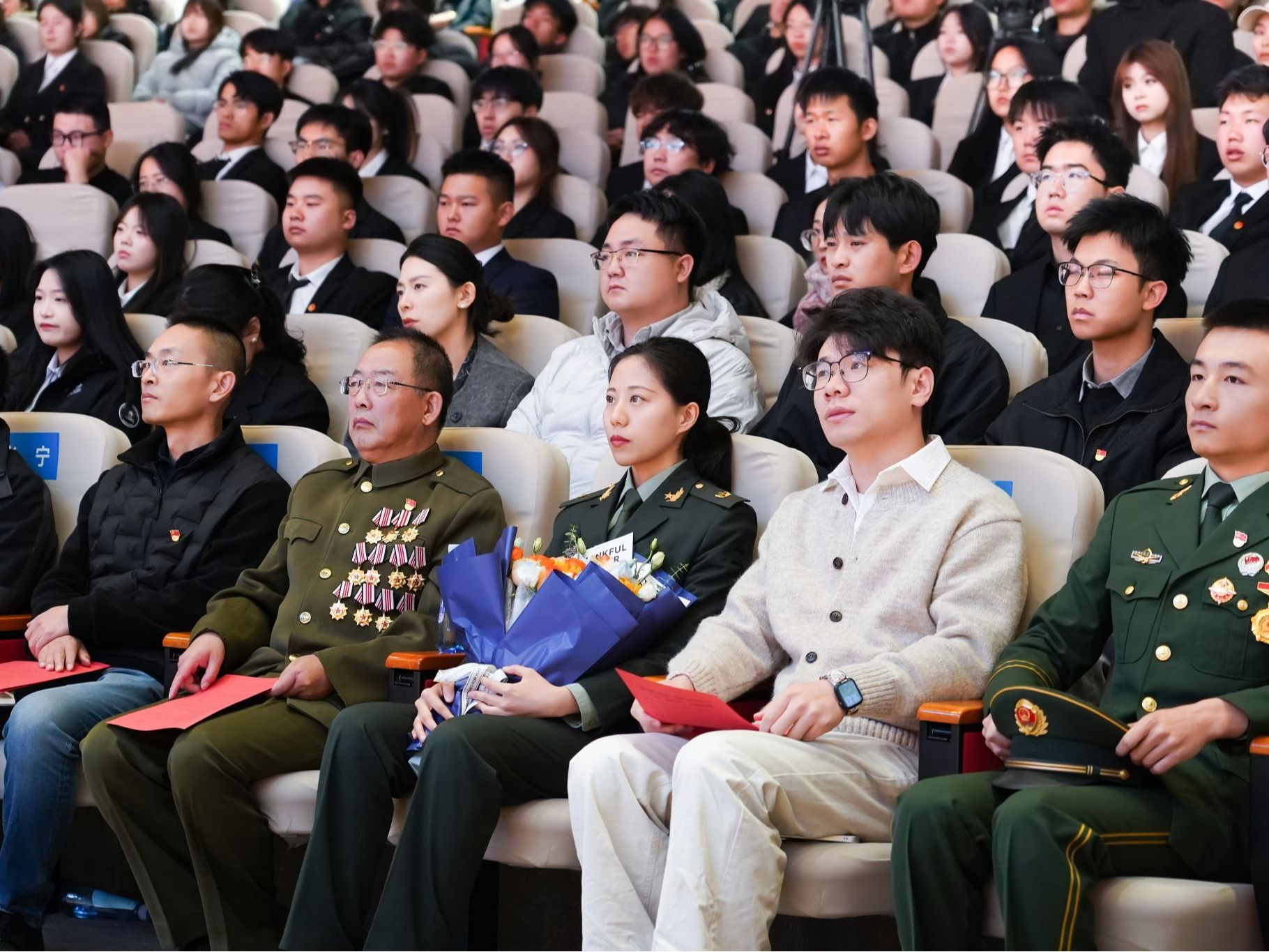 承青春薪火铸魂育人，赴时代之约倡廉立身——兰州信息科技学院举办“恰同学少年”思政团课